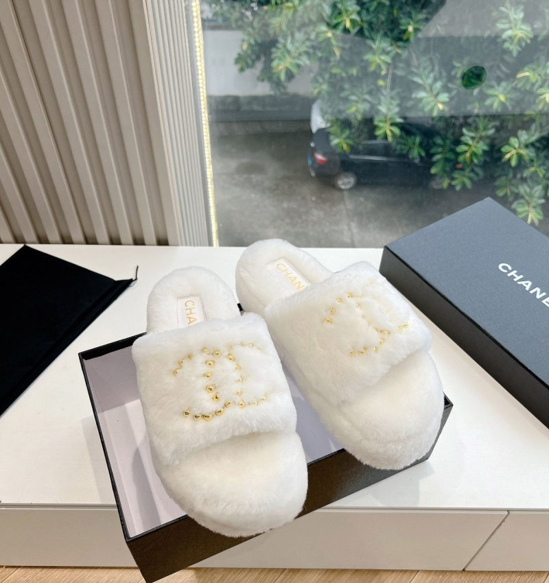 Ch*el slippers